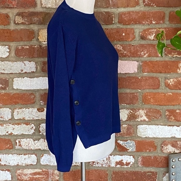 1.State blue crew neck sweater with side buttons pull over Size XS - Picture 4 of 8